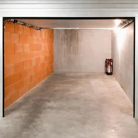 Lichtrijk Met Terras & Gratis Parking - 50m