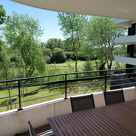 Apartment Modern Met Terras & Privegarage - 50m *