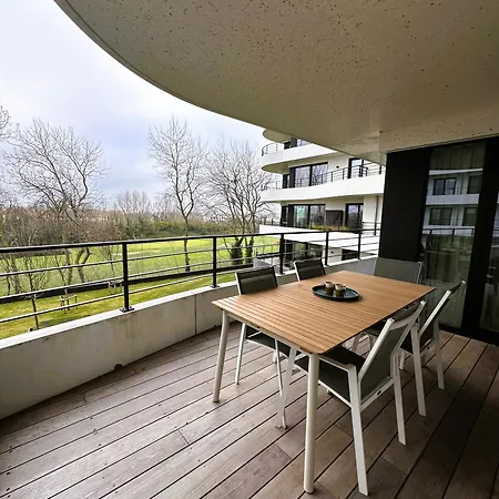 Apartment The Waves - Familie Dichtbij Het Met Privegarage Ostende
